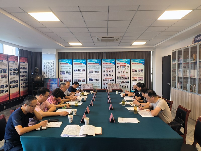 7.25民革安徽省安庆市委会召开理论学习中心组（扩大）学习会.jpg