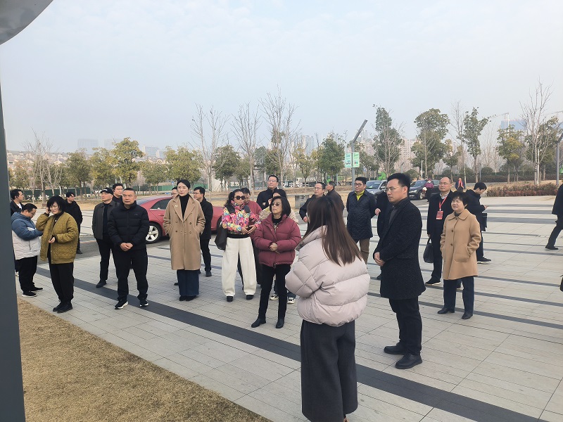 视察调研滨江ECD油罐生态文化中心00.jpg