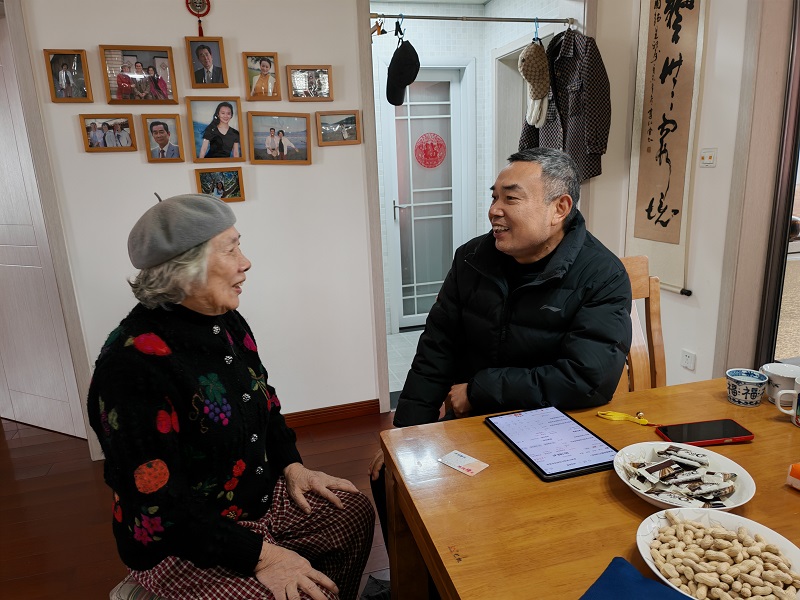 王松林慰问房曼之00.jpg