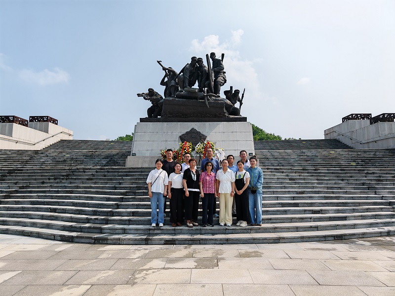 1782890443975960.jpg 6.27安庆民革两支部联合开展爱国主义教育活动00.jpg
